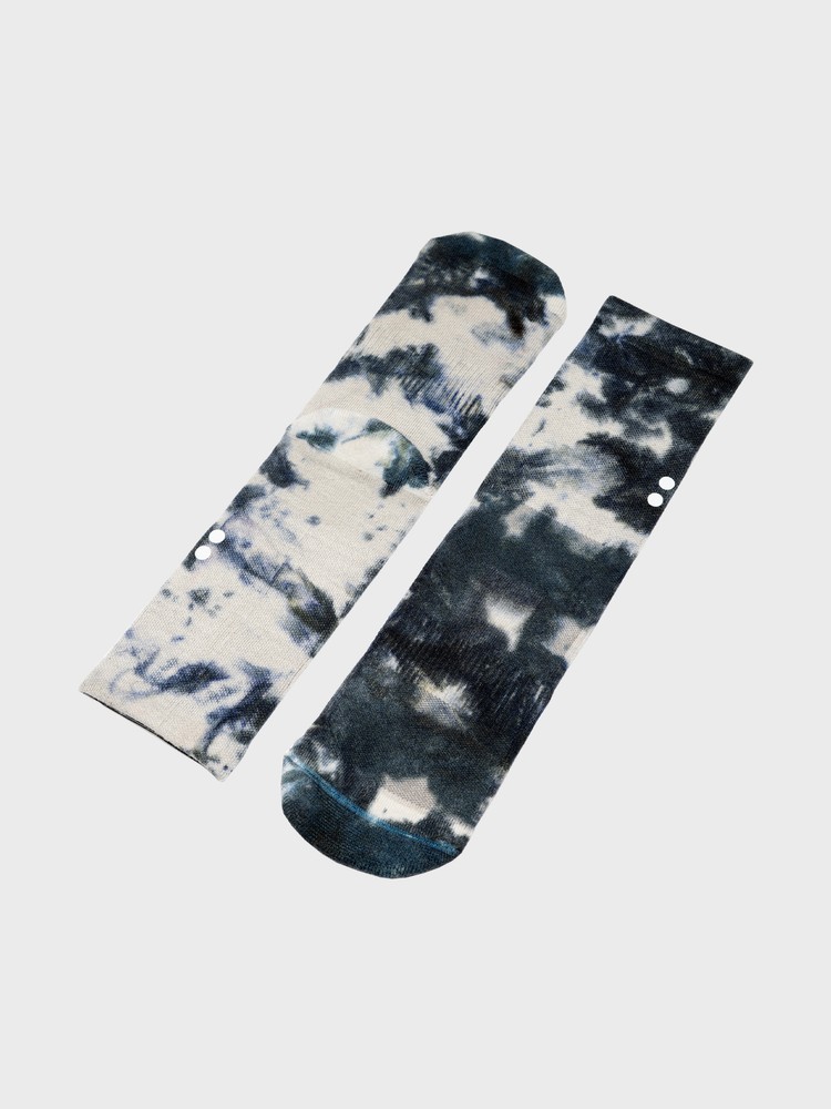 Universal-Colours-Spectrum-Tie-Dye-Merino-Socks-Navy-Blue (1)