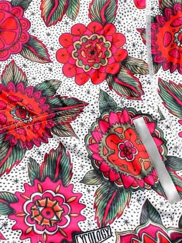 Cyco-floral-back-detail-934273_720x
