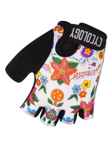 Frida-short-fingered-glovefront-white-2-Copy-698294_720x