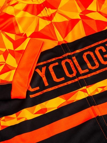 Geometric-RF-orange-mens-detail-1-447539_720x