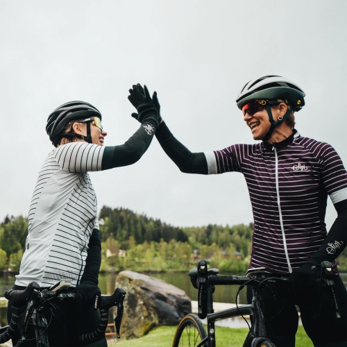 Sigr-Cycling-Jersey-Lila-Horizon-and-White-Horizon-Signature-for-Women_7937cc3d-8065-46cb-bbc6-6332e26b9f51_1800x1800