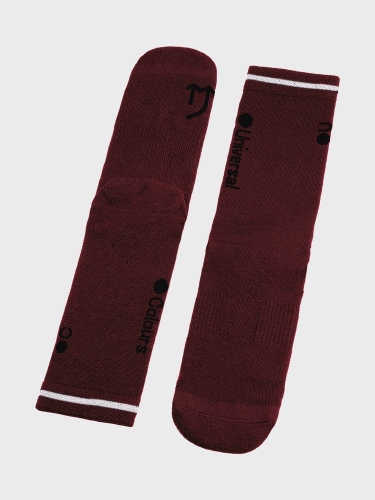 Universal-Colours-Mono-Merino-Socks-Mars-Red (1)