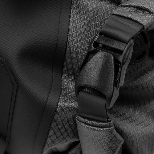 Vel-Handlebar-Pack-7L-Black-Grey (5)