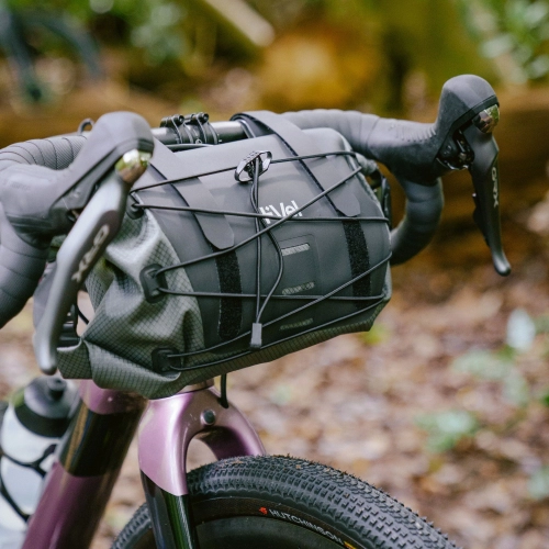 Vel-Handlebar-Pack-7L-Black-Grey (9)
